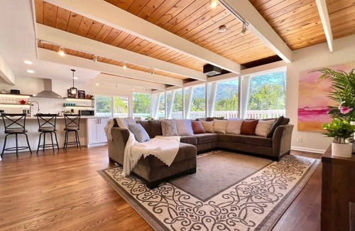Park Pacifica House | @ Marbella Lane - Elegant Home in Pacifica