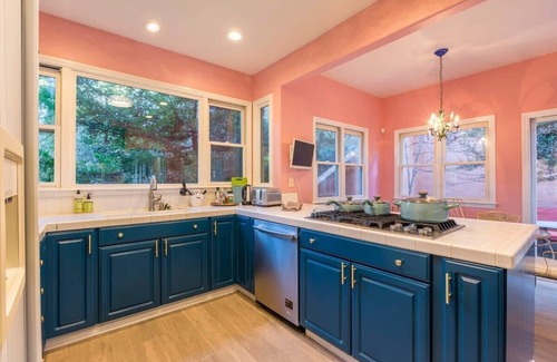 Rockaway Beach Villa | @ Marbella Lane - KnollTop Property | HotTub