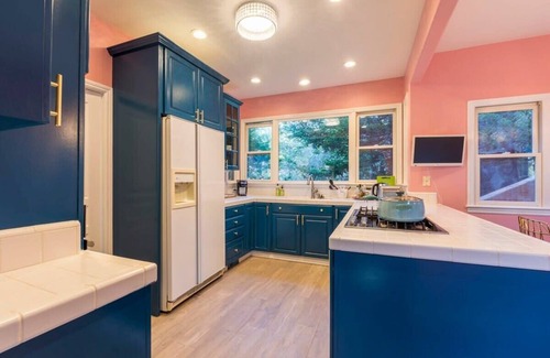 Rockaway Beach Villa | @ Marbella Lane - KnollTop Property | HotTub