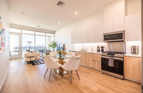 Waterfront Apartment | @ Marbella Lane - Luxury Beachside 2BR