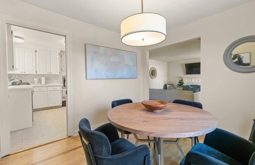 Redwood City House | @ Marbella Lane - Modern and Sleek Home in Redwood
