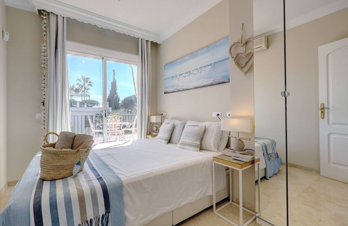 Artola Villa | Marbella private villa, heated pool - Jacuzzi available - Sleeps 8
