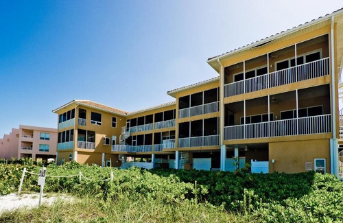Bradenton Beach Apartment | Marbella Villa 12 - 1713925