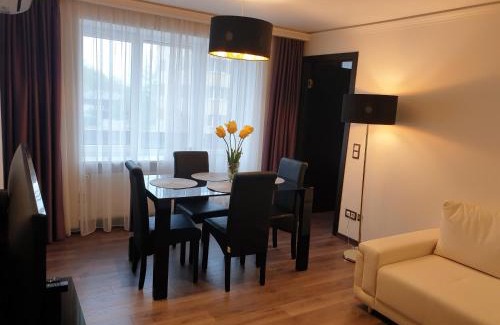 Liepaja Apartment | MARBEO 5 Star Luxury Suites - Siena