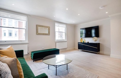 City of Westminster Apartment | Marble Arch Suite 4