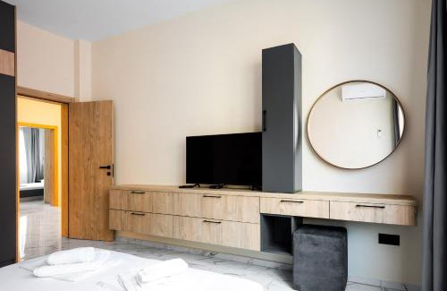 Sofia City Center Apartment | Marble Essence 2BD Retreat in Top City Centre by Flat Mаnager