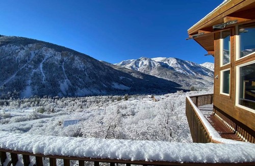 Carbondale Cabin | Marble Getaway 3bds w/Pano Mt Views/wood fire place