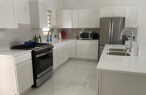 Runaway Bay Apartment | Marble Hill: 2600 sq. ft., breathtaking view of St. John's