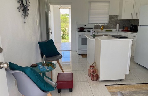 St. John's Apartment | Marble Hill - Pretty apartment close to everything