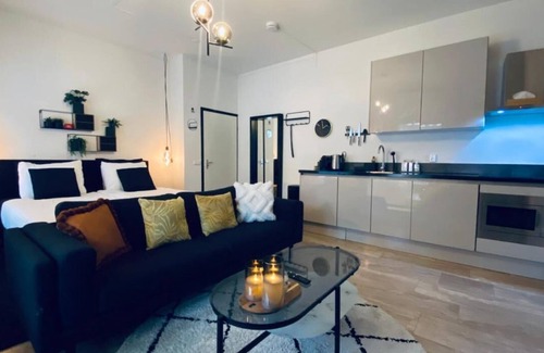 Groningen Apartment | Marble Times