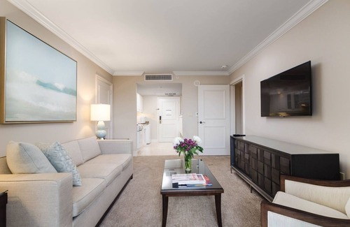 Marco Island Condo | MARCO BEACH OCEAN RESORT Suite 510, Private Terrace - Sleeps 4!