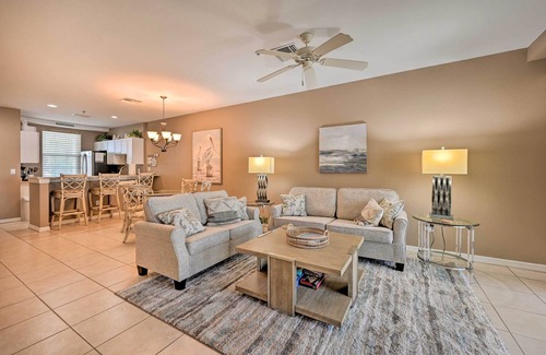 Marco Island Condo | Marco Island Condo w/Shared Pool & Hot Tub!