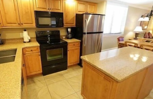 Marco Island Resort | Marco Island Eagles Nest Beachfront Resort, Hot Tub