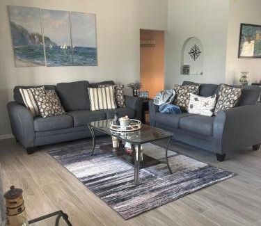 Marco Island House | Marco Island Retreat- close to beach !
