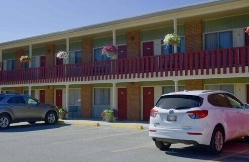 Anaconda Hotel | Marcus Daly Motel