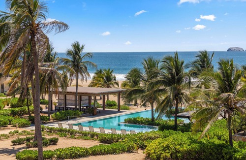 Ixtapa - Zihuatanejo Villa | Marea Beachfront Villa B9
