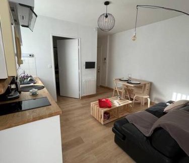 Nord - Gare Apartment | Marengo to Le Mans