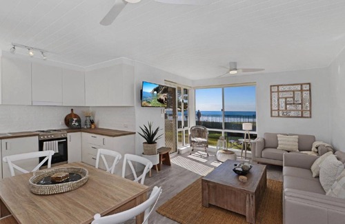Avoca Beach Apartment | Marese 1 - Groundfloor Beachfront Unit