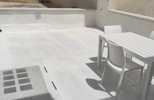 Marettimo Apartment | Marettimo Very central apartment with the entrance facing the sea