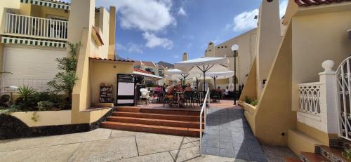 Costa Adeje Apartment | Mareverde complex whit diffuse pool and chiringuito