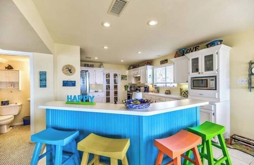 West Livingston House | Margaritavilla-4 bed/3.5 baths-Water Front-Amazing