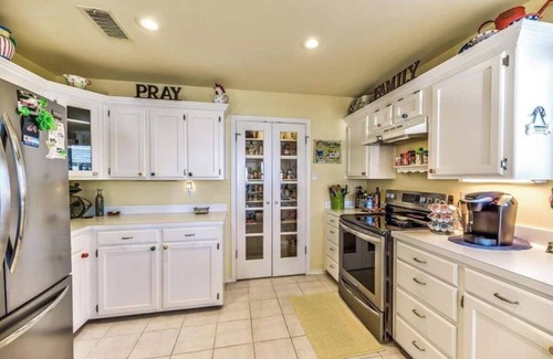 West Livingston House | Margaritavilla-4 bed/3.5 baths-Water Front-Amazing