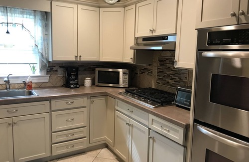 Margate City House | Margate - 3 bedroom home - 2 blocks to beach