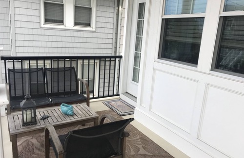 Margate City House | Margate - 3 bedroom home - 2 blocks to beach