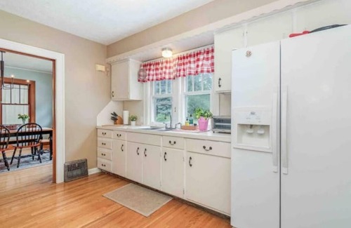 Aksarben - Elmwood Park House | Margaux’s Manor - Clean, eclectic, kid friendly