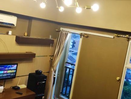 Pondokcina Apartment | Margonda Residence 2 By Younz Apartemen