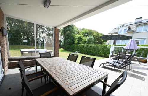 Cadzand-Bad House | Margret detached holiday home with huge garden in the centre of Cadzand and near beach