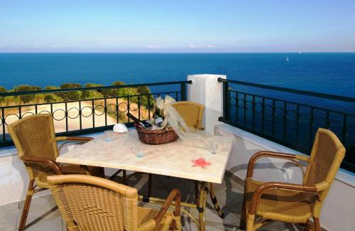 Eleios-Pronnoi Apartment | Mari-Christi Apartments