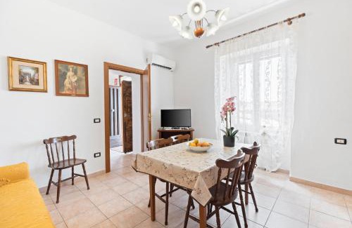 Scano di Montiferro House | Mari E Monti