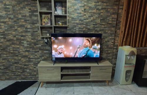 Al Jubeiha Apartment | Maria Apartment