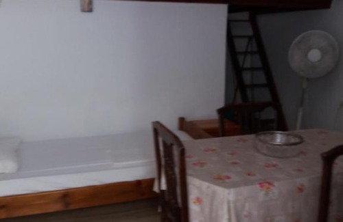 Finiki House | Maria