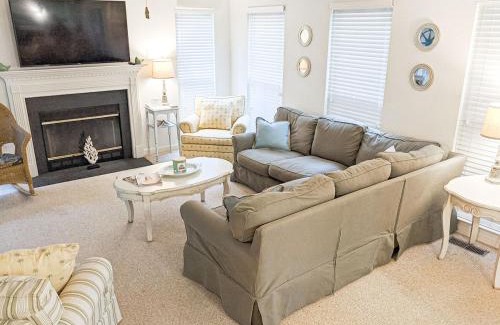 Ocean View House | Maria's Bethany Blessing