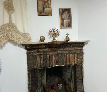 Vasa Koilaniou House | Maria's Paliomylos House