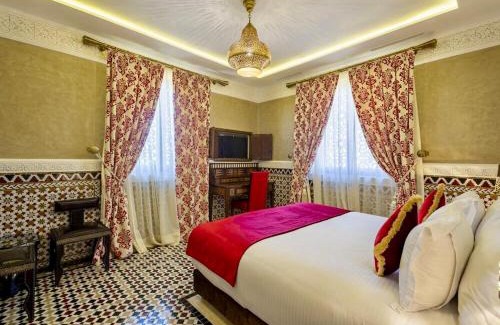 Oulad Hassoune Bed & Breakfast | Maria Towers Palais 5* d'hôtes à Marrakech