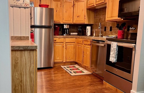 Beech Mountain Ski Chalet | Mariah Skiways Chalet Condo on Carolina Caribbean Slope w/Magic Carpet ski lift!