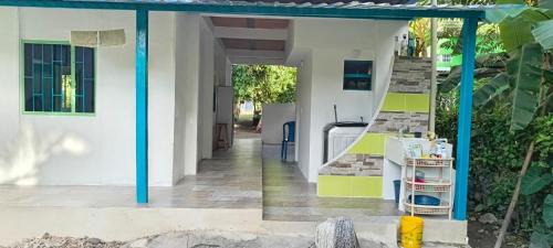 Utica House | Marialuna