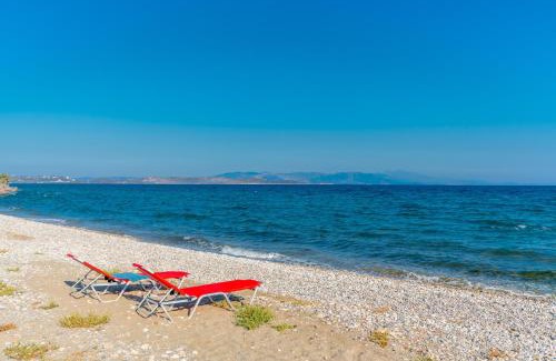 Marathon Villa | Maria’s Mansion 3 m from the SEA