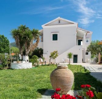 Acharavi Apartment | Marias Seaside Apartments