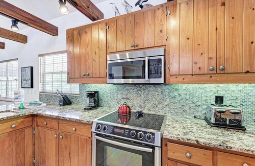Anna Maria House | Marias Way - 3BR/2BA Pool Home - Anna Maria City -By Island Real Estate Vacation