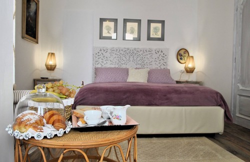 Gaeta Bed & Breakfast | Mariasofia Master Suite with private bathroom