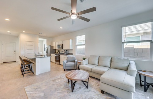 Maricopa House | Maricopa Home w/Putting Green & Covered Patio!