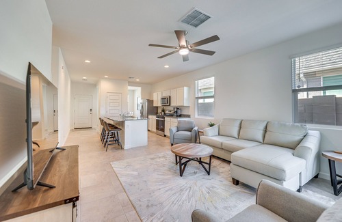 Maricopa House | Maricopa Home w/Putting Green & Covered Patio!