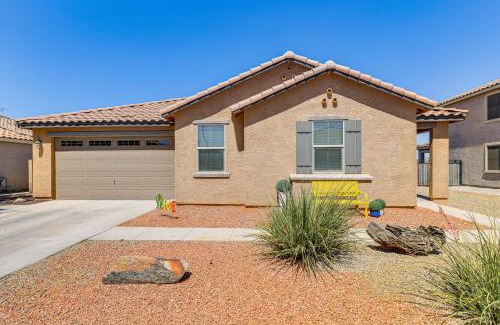 Maricopa House | Maricopa Home with Heated Pool and Hot Tub!