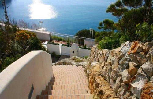 Le Forna Apartment | Maridea - Cave Suites Ponza