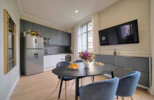 Cannes City Centre Apartment | Marigold - 2 Bed 2 bath - AC - 8 min from Palais