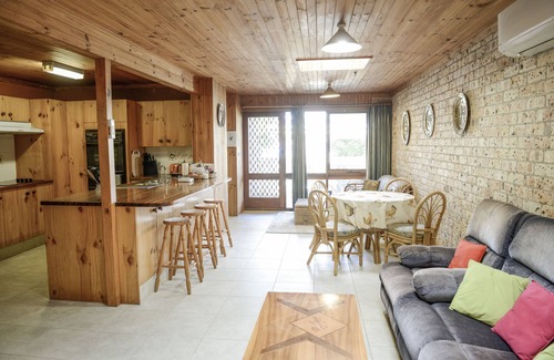 Berry House | MARIGOLD COTTAGE IN THE HEART OF BERRY